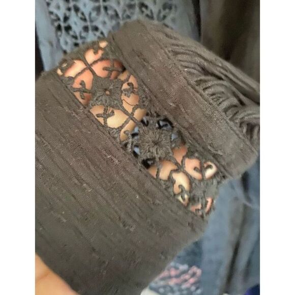 Free people, long sleeve, black crocheted button up BoHo blouse S/SM - Picture 5 of 5